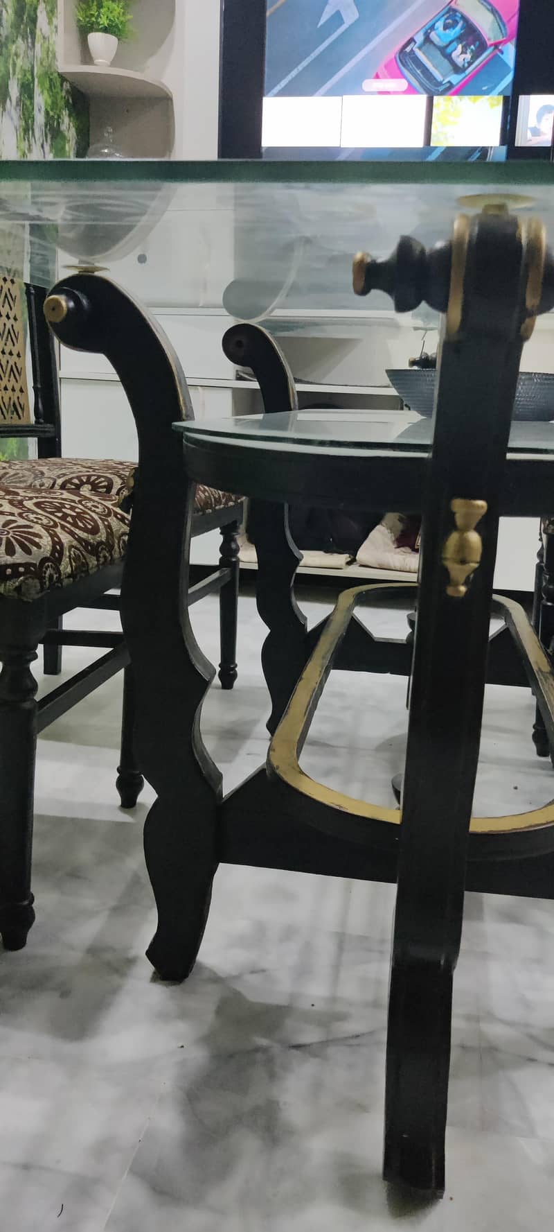 Dining table with chairs 6