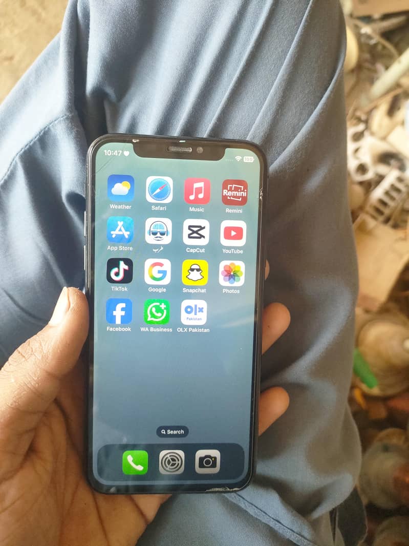 Apple iPhone X 0