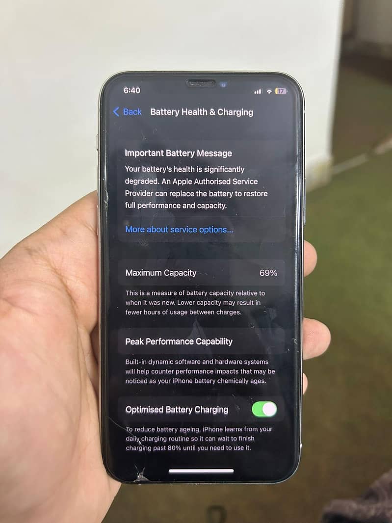 Apple iPhone 11 Pro 2