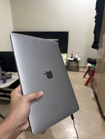 MacBook Pro 2019 Touch Bar 16 GB 1 TB