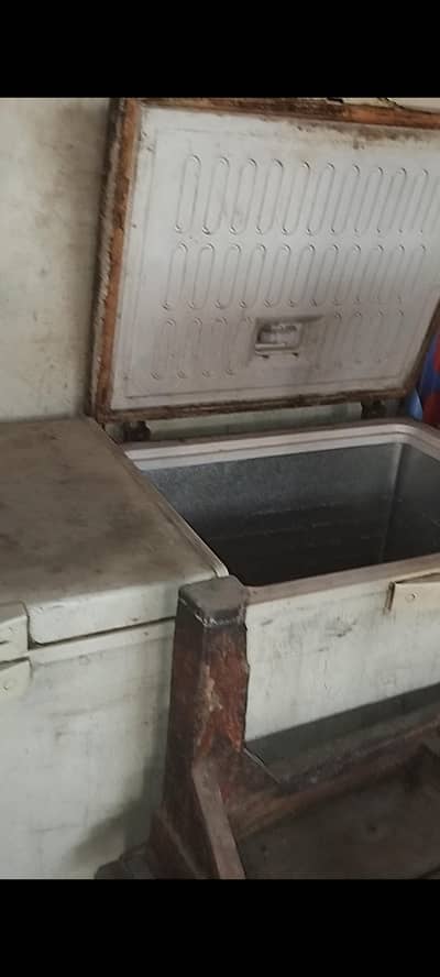 I want a sell deep freezer