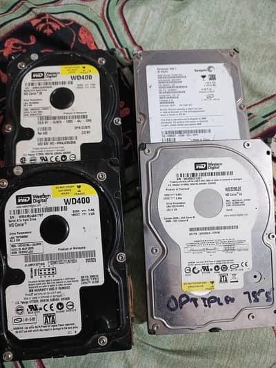 4 Hard disk 1Seagate 3Wester digital Not checked