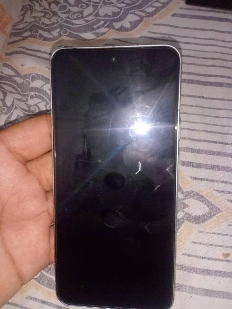 Google Pixel 8 5