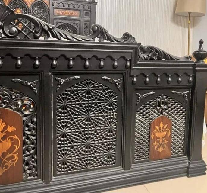 Chinioti King Bed  3