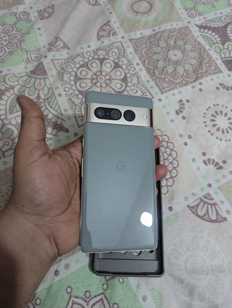 Google Pixel 7 Pro 0