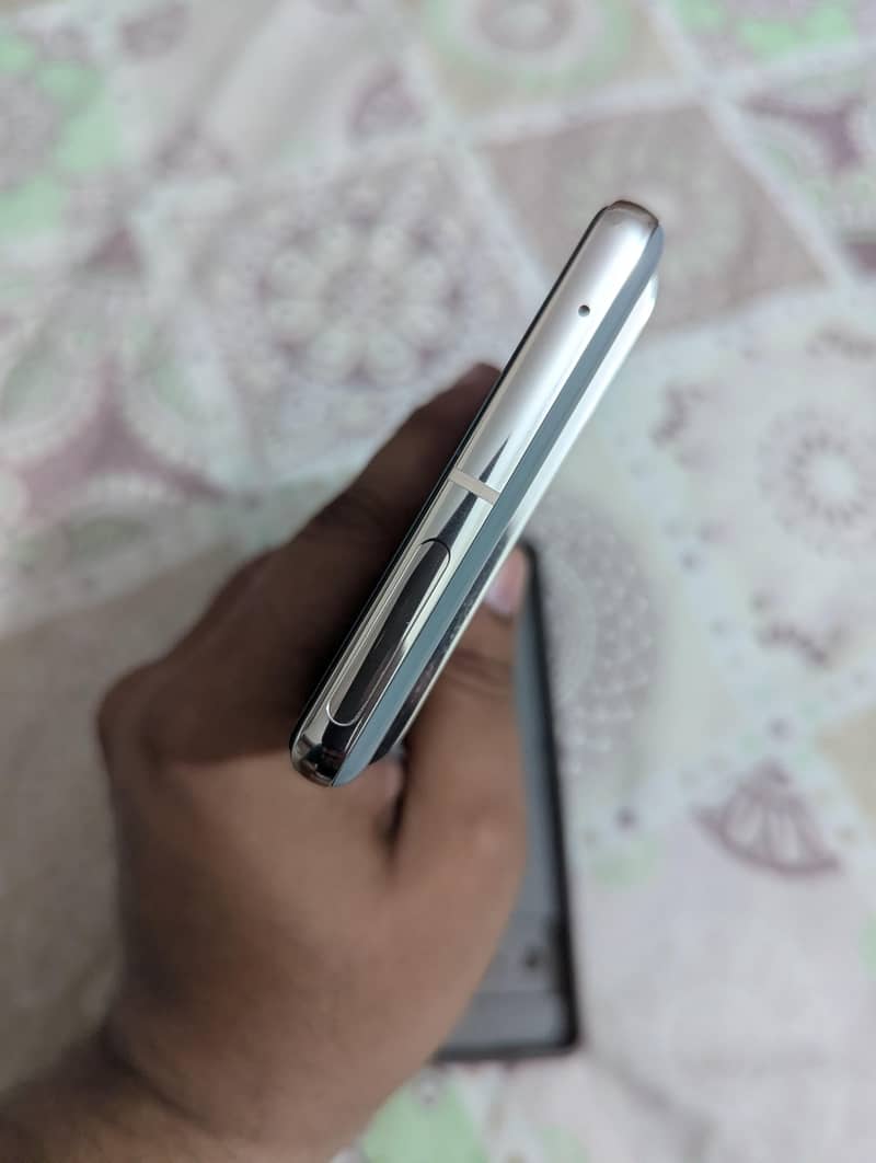 Google Pixel 7 Pro 8