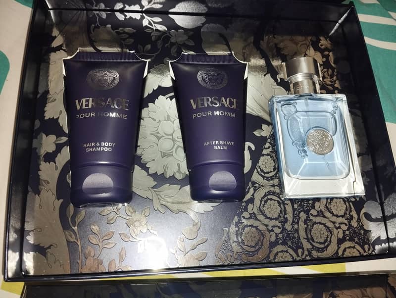 Versace perfume set 3