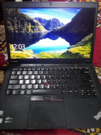 Lenovo Thinkpad X1 core i5, 5th generation,  8 gb ram, 128gb SSD