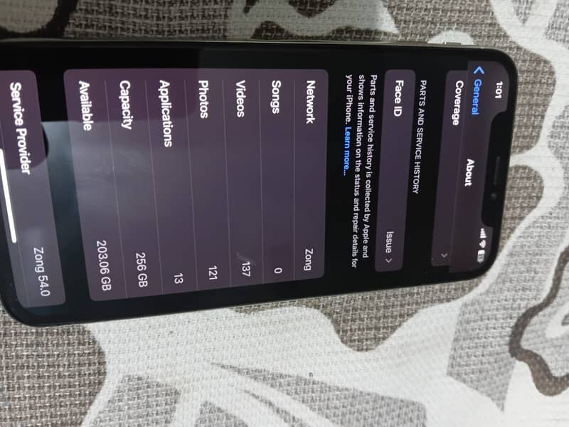 Apple iPhone X 0