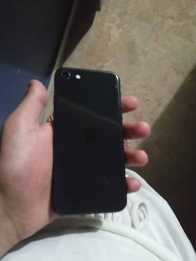 Apple iPhone SE