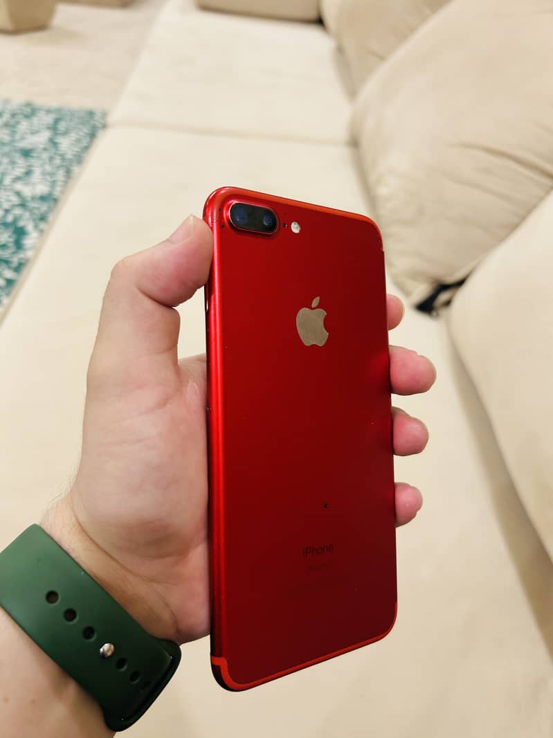Apple iPhone 7 Plus 5