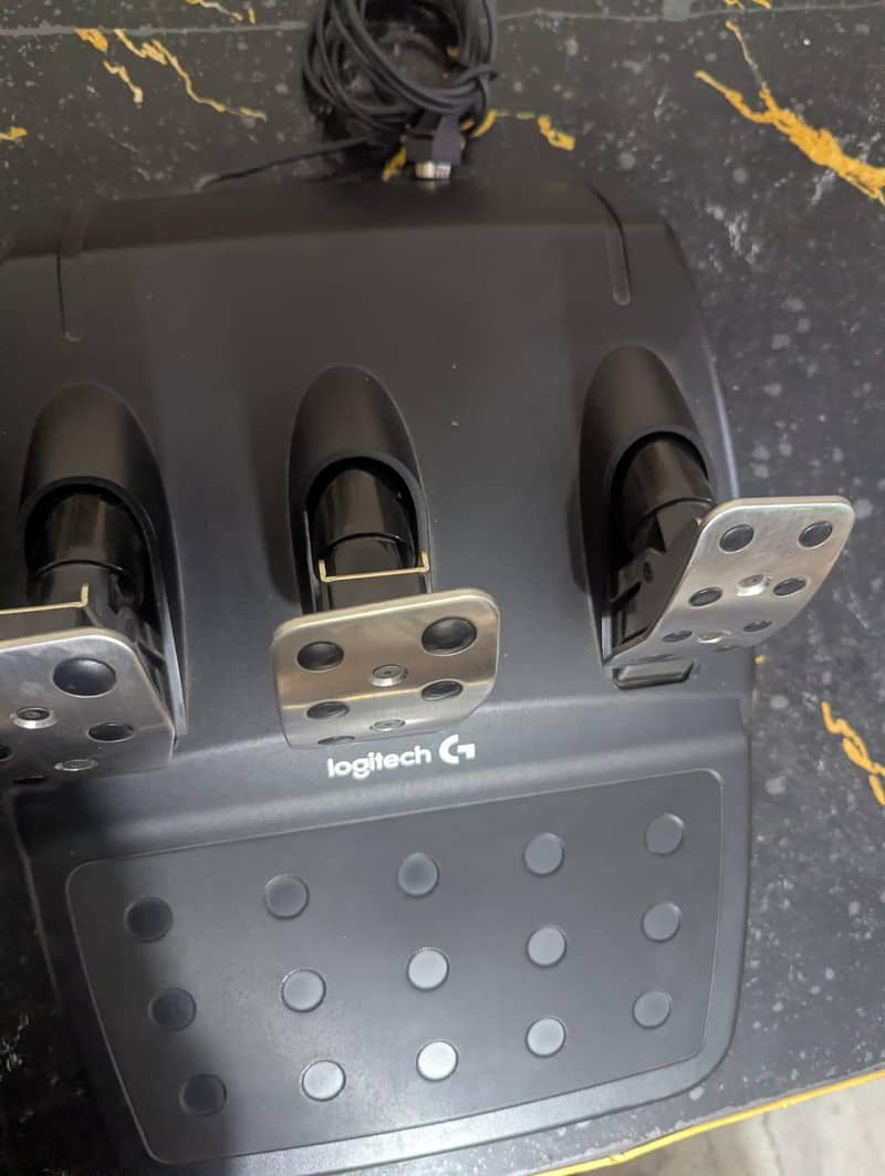 Logitech g29 complete set 11