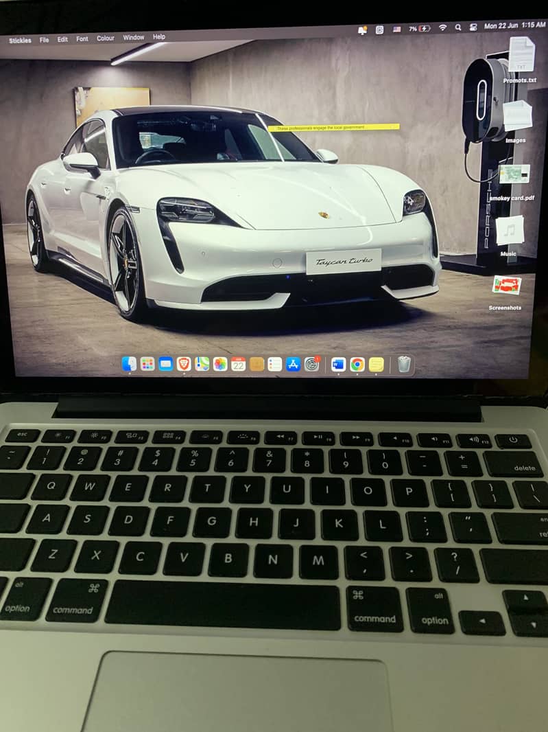 Macbook Pro 2014 (mid) 1