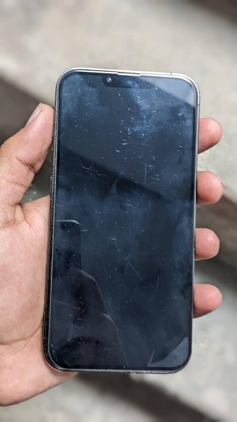 Apple iPhone 13 Pro 8
