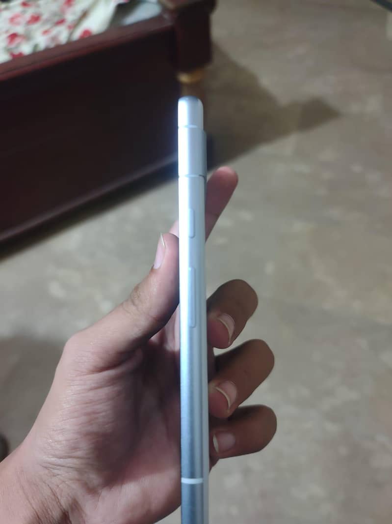 Google Pixel 7a 3