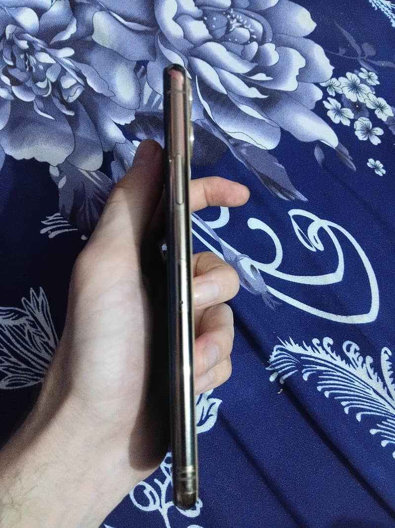 Iphone 11 pro max 3