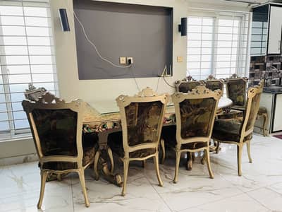 100% Pure sheesham wood dining table