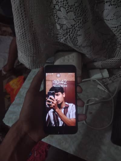 Apple iPhone 6S