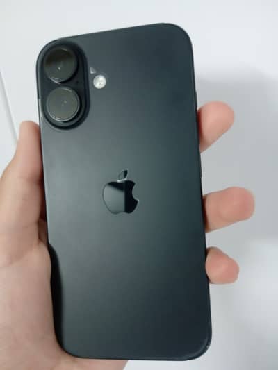 Apple iPhone 16