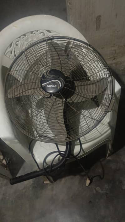 FAN FOR SALE