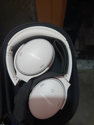 Bose quitcomfort headphones 5v white smoke ww