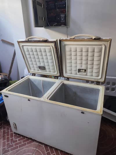 Waves Double Door Full Size Refrigerator/ Deep Freezer