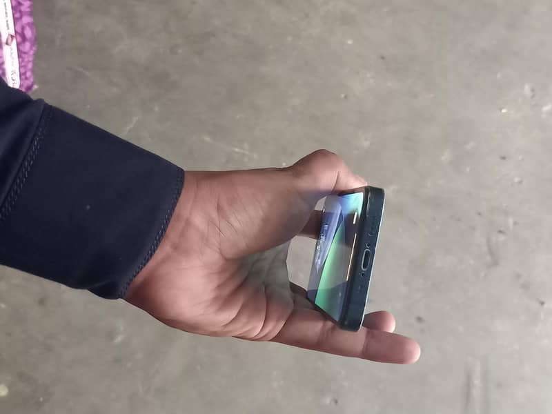 Apple iPhone 12 mini 7