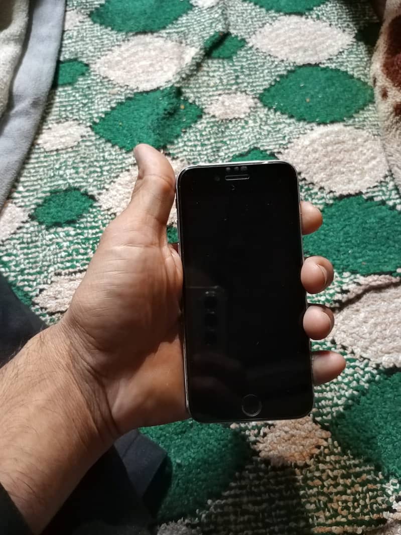 Apple iPhone 6S 6