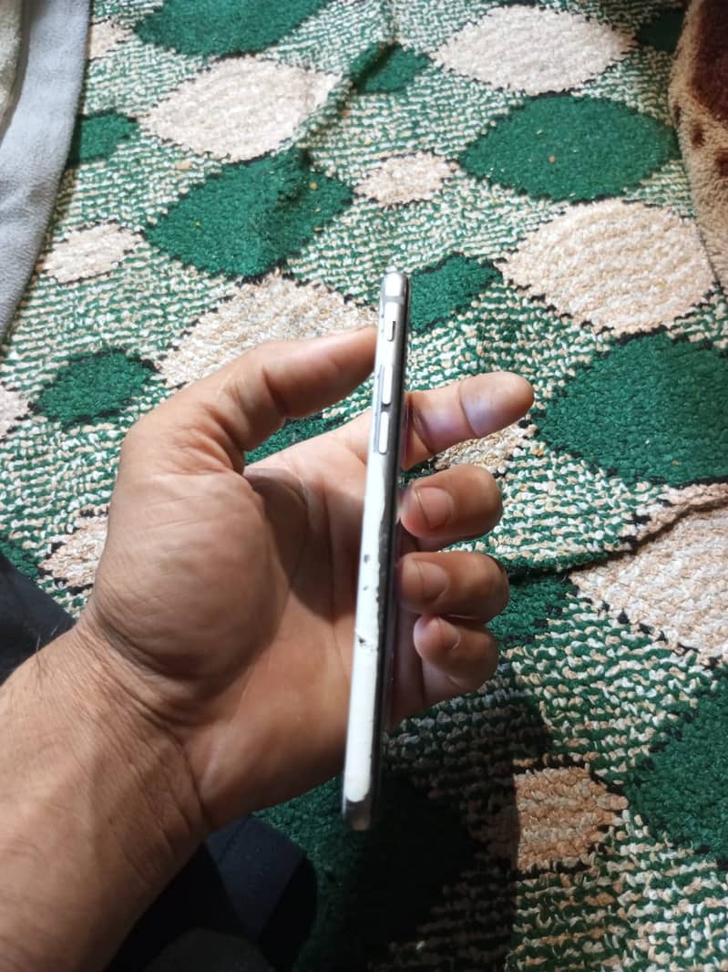 Apple iPhone 6S 7