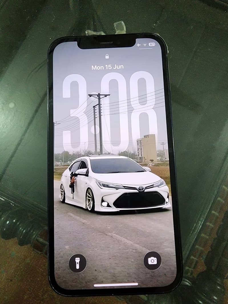 iPhone 12 1