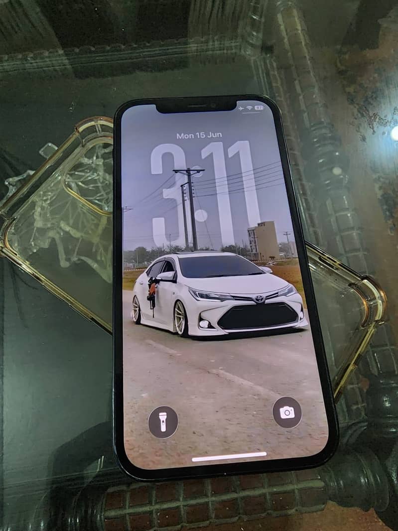 iPhone 12 3