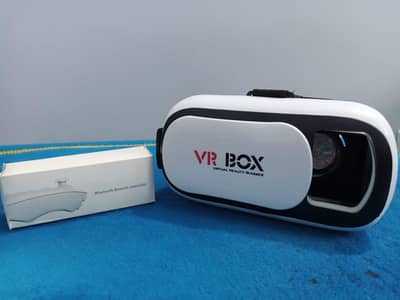 VR Headset + Bluetooth Controller
