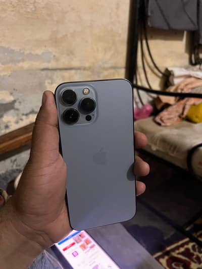 Apple iPhone 13 Pro Max