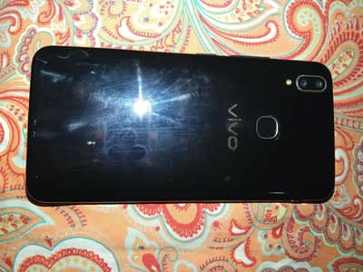 Vivo V9 4/64 condition 10/9 fnl 5 he