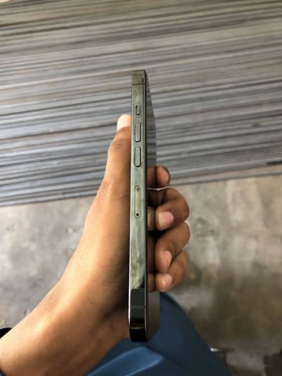 Apple iPhone 13 Pro