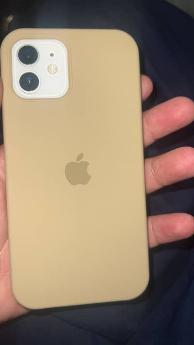 Apple iPhone 12