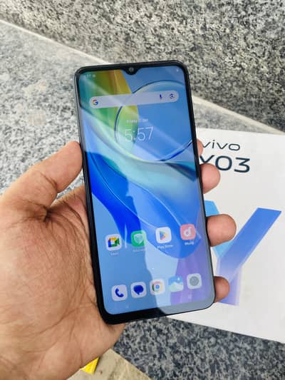 Vivo 4/64 With Box