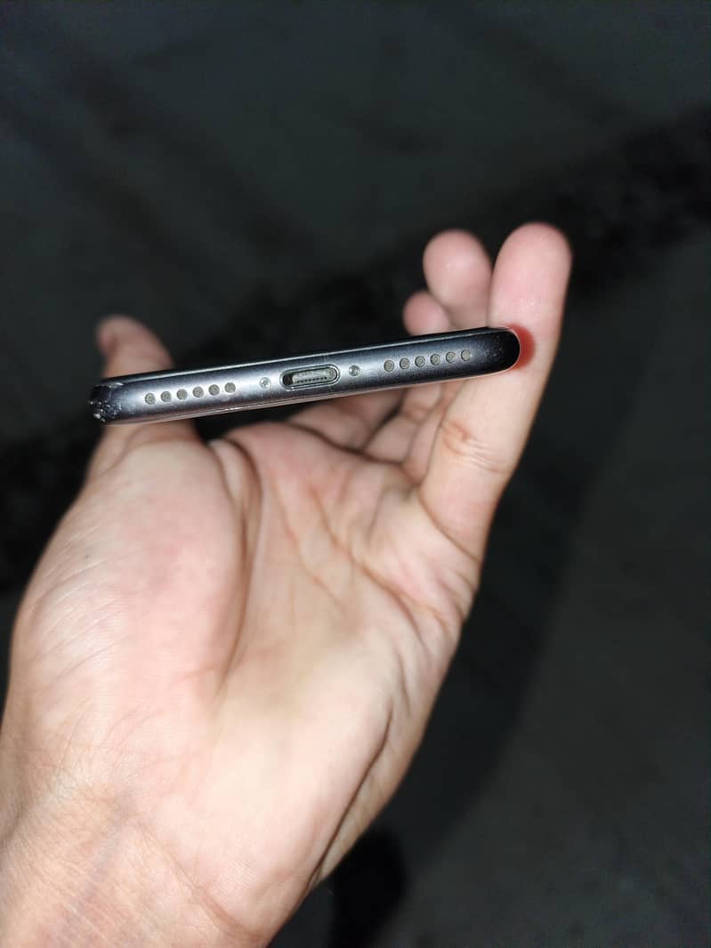 Apple iPhone 8 2