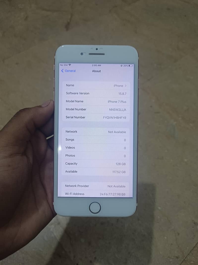 Apple iPhone 7 Plus 2
