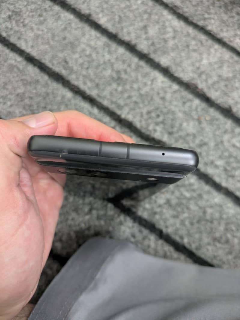 Google Pixel 7a 2