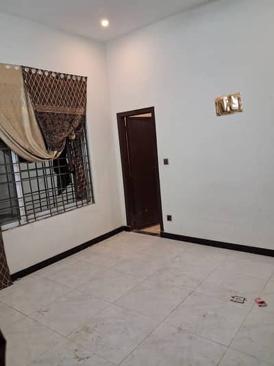 3 Marla upper 1.5 Storey house available for rent