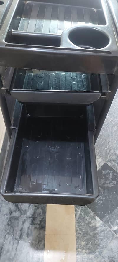 Hair Saloon Trolley
