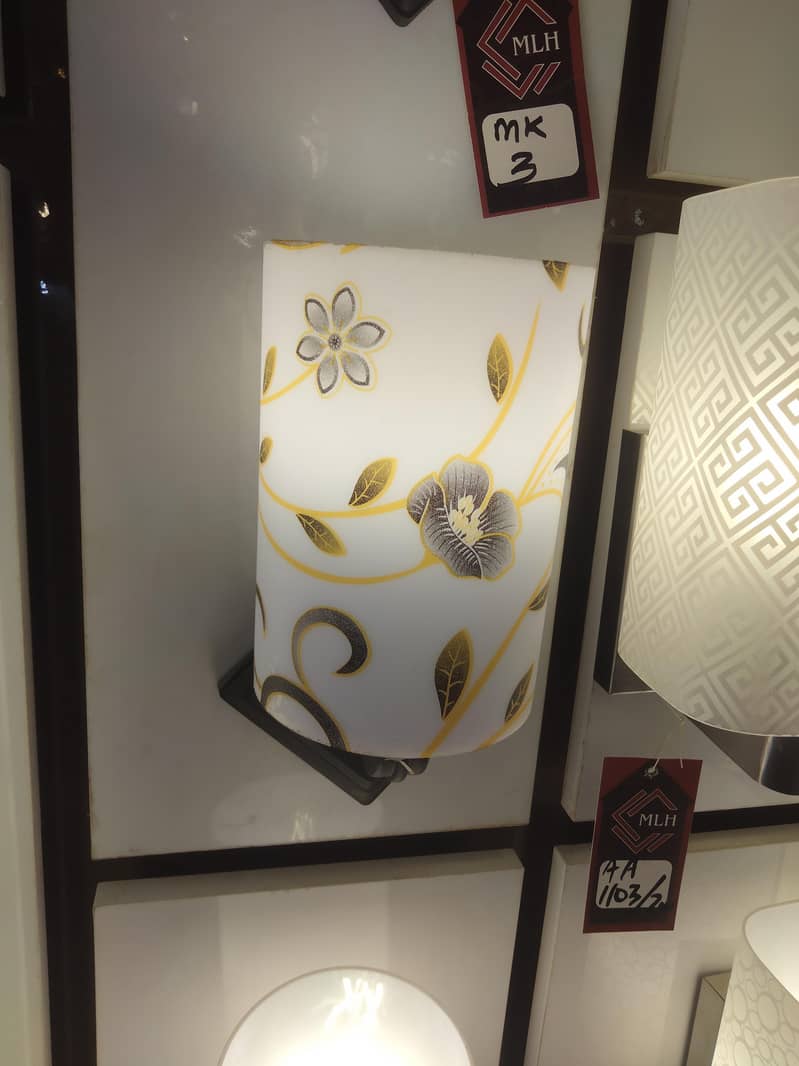 WALL LIGHT 0