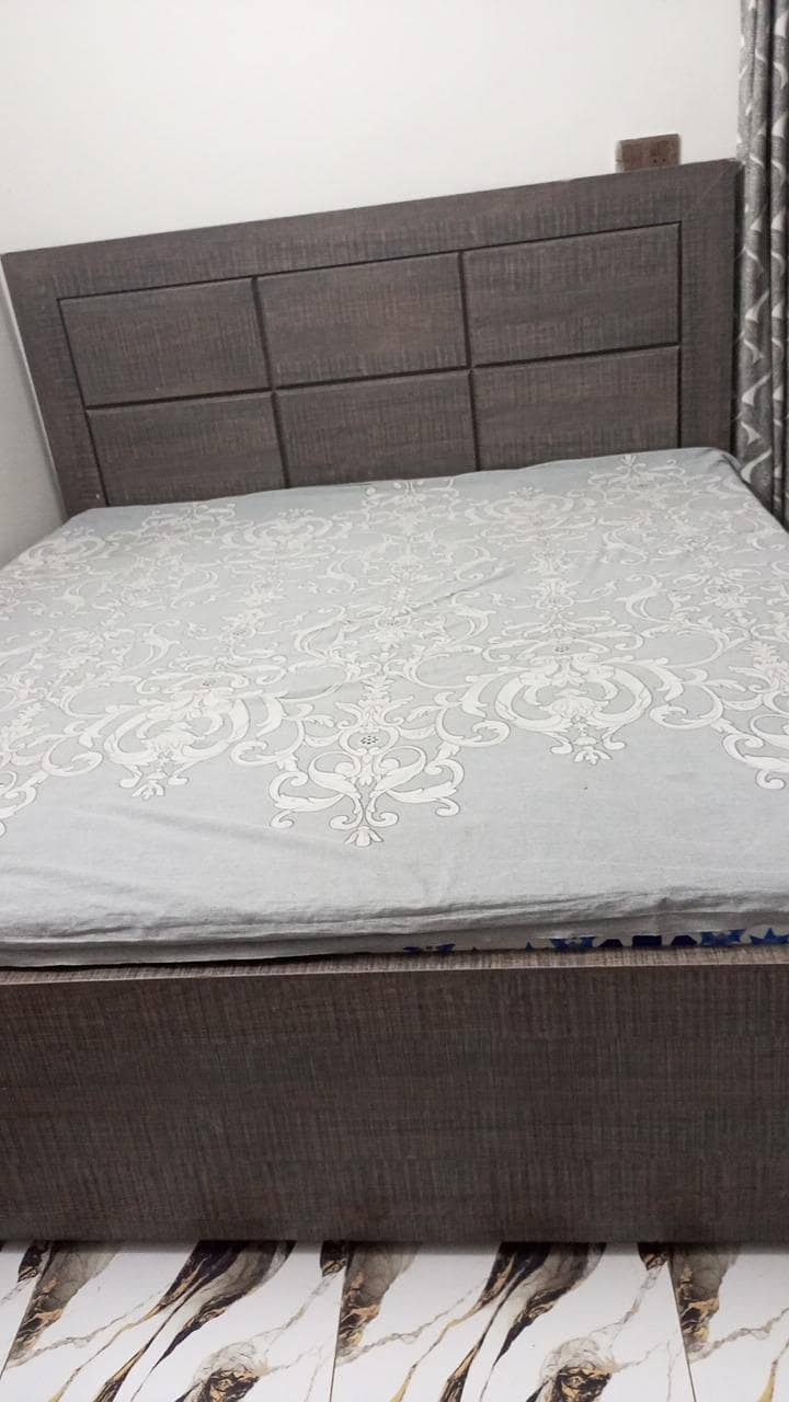 bedroom set 0