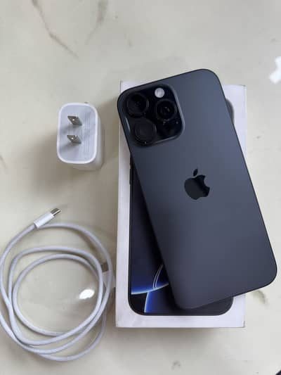 Apple iPhone 16 Pro Max