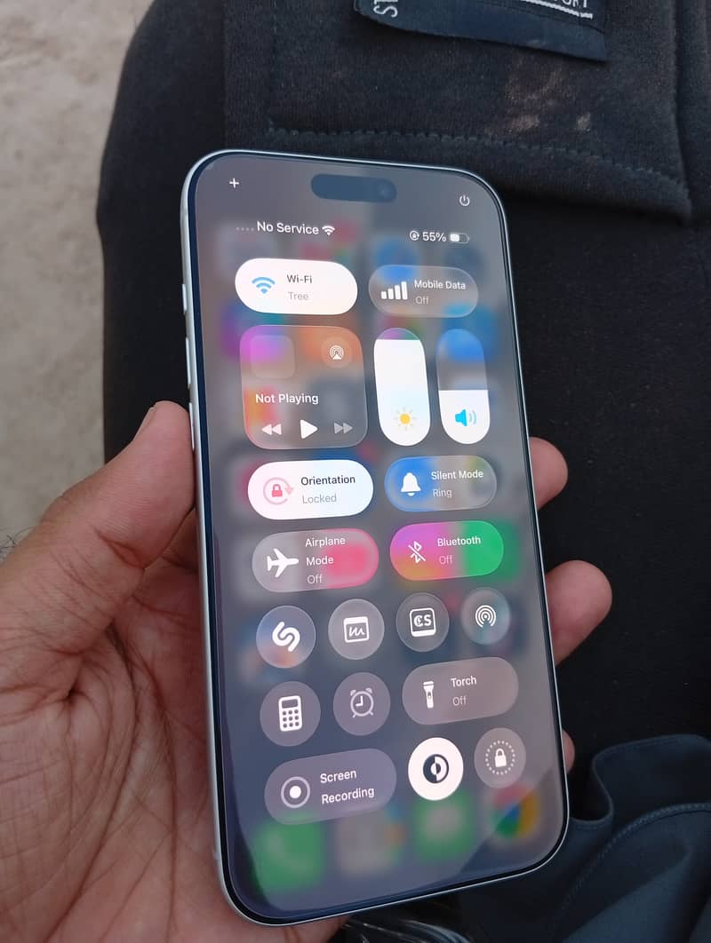iPhone 17 Pro Max 1