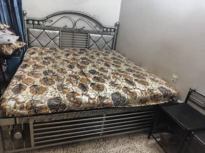 4piece  bedroom set for sale