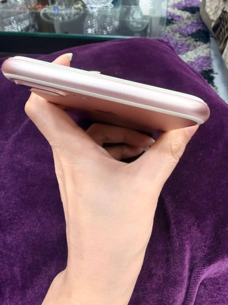 Apple iPhone 7 Plus 7