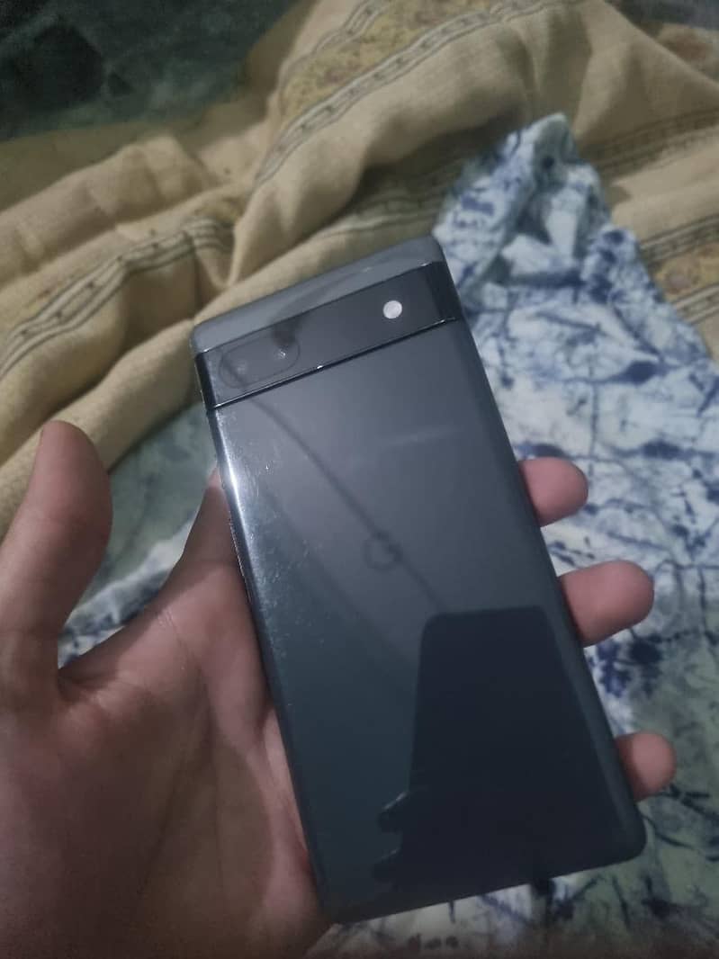Google Pixel 6a 1