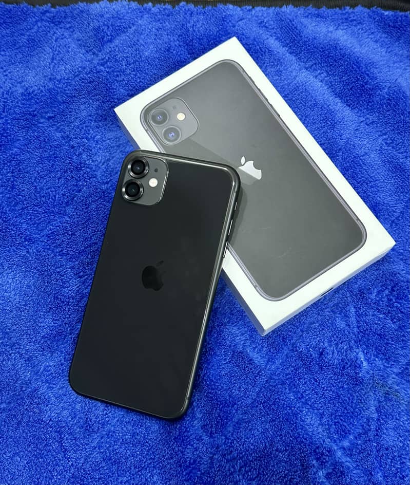 Iphone 11 box pack mint condition (Scratchless) 5